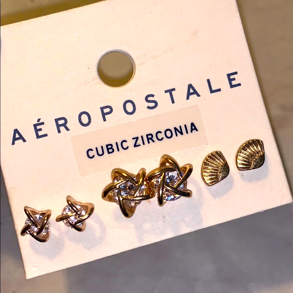 Star Seashell Earrings Set Of 3 15$